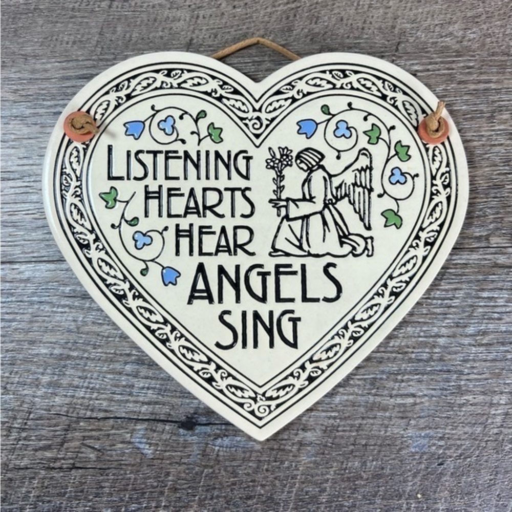 Spooner Creek Designs Clay Tile Heart Wall Hanger Michael Macone "Angels Sing"‎